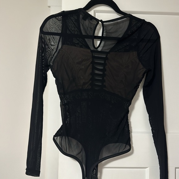 Lace bodysuit - Picture 4 of 4